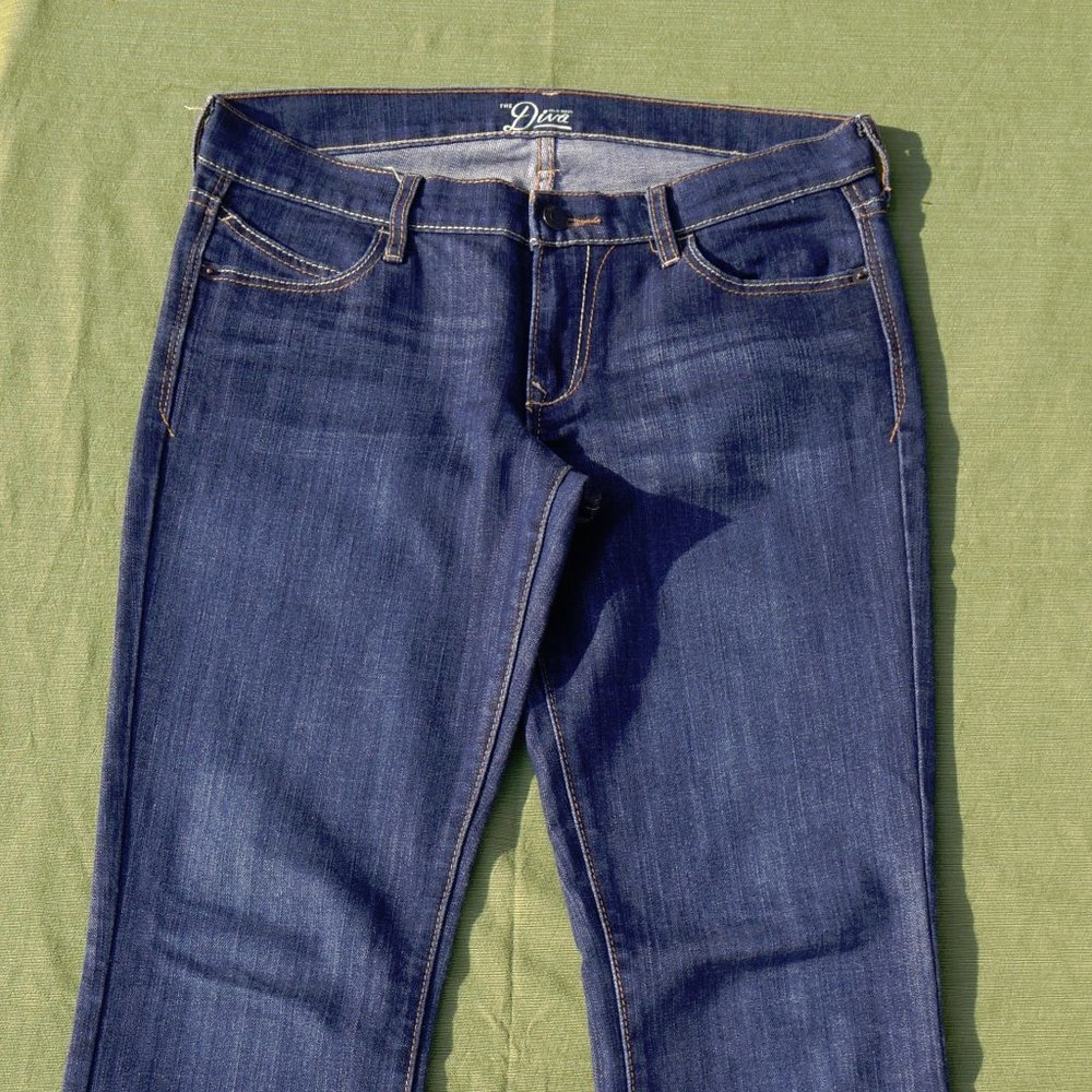 Old Navy Diva Boot Cut Jeans  Size 8 Long